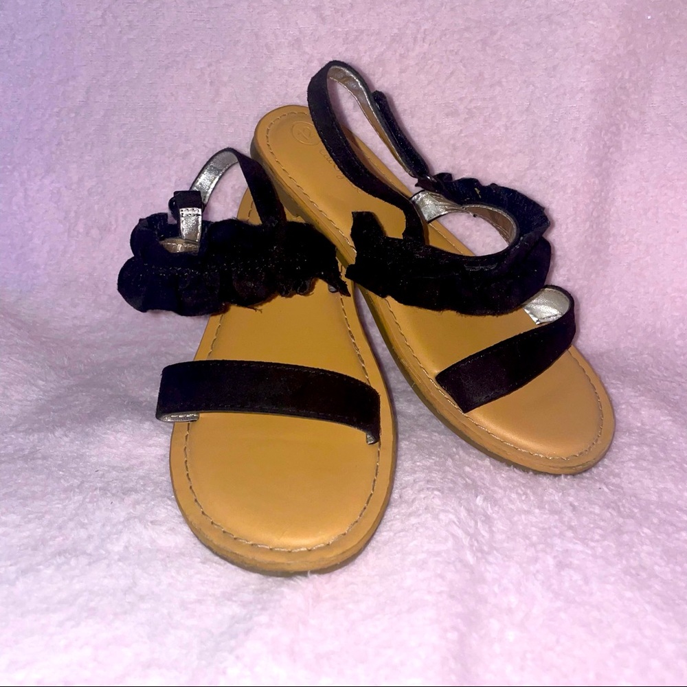 Like new girls cat & jack sandals size 12 - Picture 2 of 3